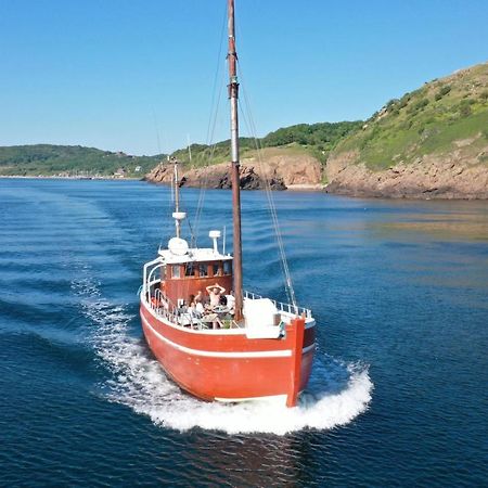 Varra Water - Unique Boat Accomodation - Bornholm Neksø Kültér fotó
