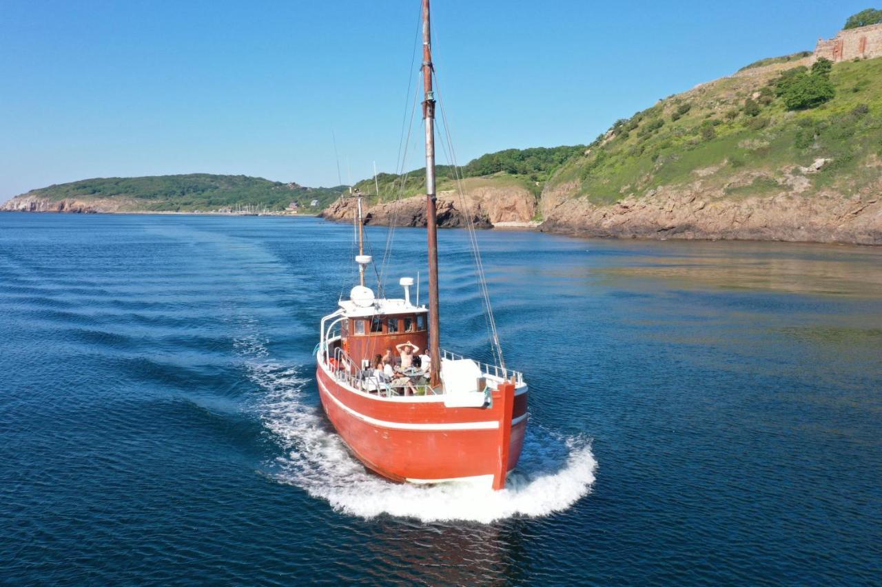 Varra Water - Unique Boat Accomodation - Bornholm Neksø Kültér fotó
