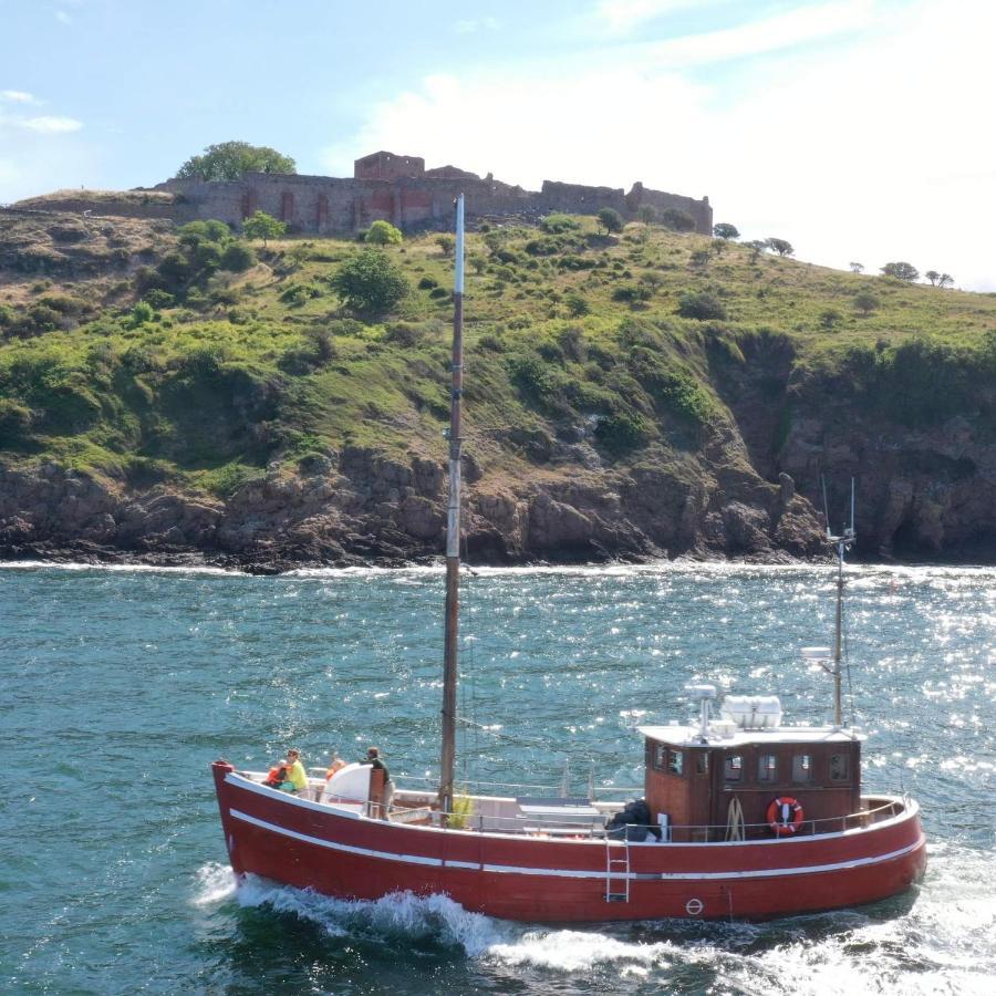 Varra Water - Unique Boat Accomodation - Bornholm Neksø Kültér fotó